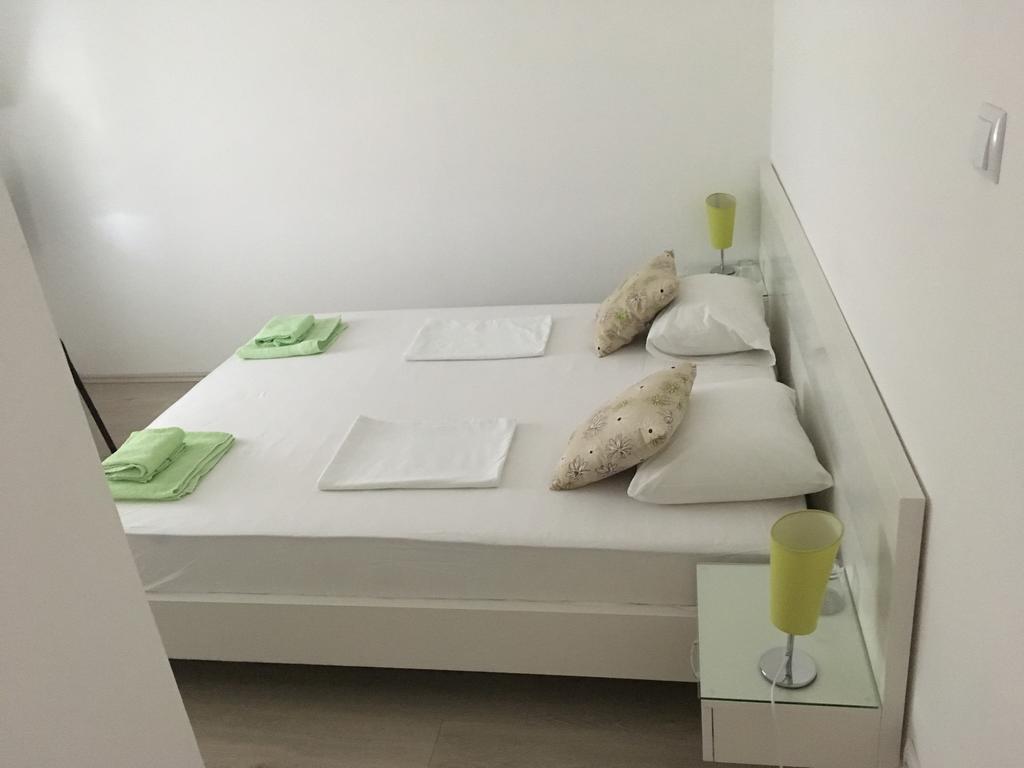 Apartment Требине Екстериор снимка